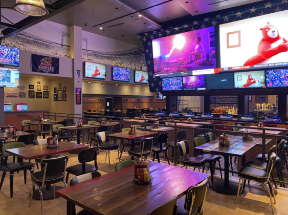 Barstool Sportsbook lounge