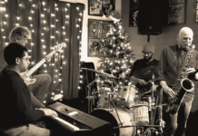 The Village Idiot performers