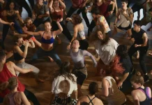 A lot of people dancing.