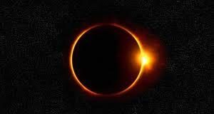 image of a total solar eclipse.