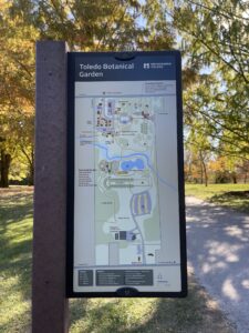 The Toledo Botanical Garden Metroparks sign