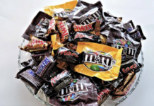 Frankel Dentistry Offers Cash for Candy candy